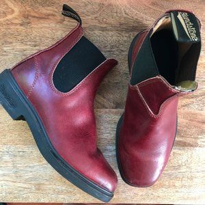 RARE Blundstone Boot - Redwood Leather